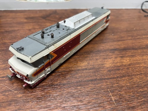 Caisse locomotive 15046 - caisse, bb