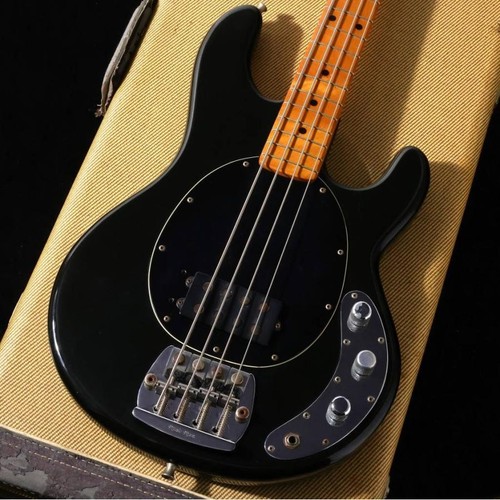 Music man stingray bass black - music,