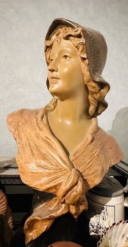 Buste femme plâtre - , peint
