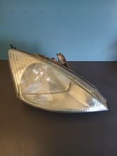 Ford Focus 1 / Phare avant