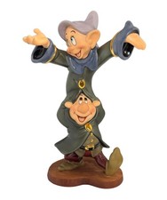 WDCC Figurine Dopey and Sneezy