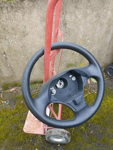 Volant citroen saxo - volant,