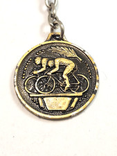 KEYRING - Metal XIVth GENTLEMEN LYONNAIS Cycling Bicycles 1966 Vintage