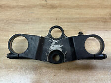 UN TE DE FOURCHE SUPERIEUR