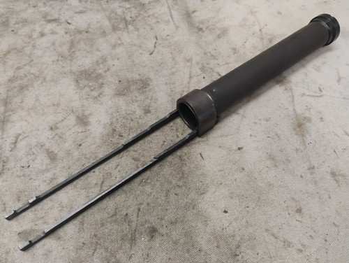 Mossberg 500 forend slide - mossberg,