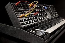 Moog Minimoog Voyager XL -