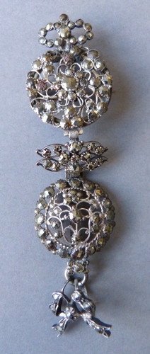 Broche chatelaine clavet porte - chatelaine,