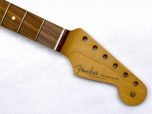 Real pics fender - fender, classic