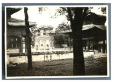 China, Chinese Temple  Vintage silver print. Tirage argentique  6x8,5  C