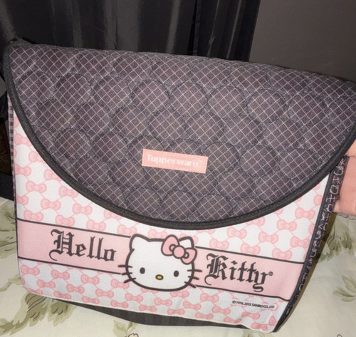 Tupperware hello kitty lunch - hello,
