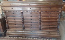 très important meuble présentoir de mercerie de grand magasin fin XIXe