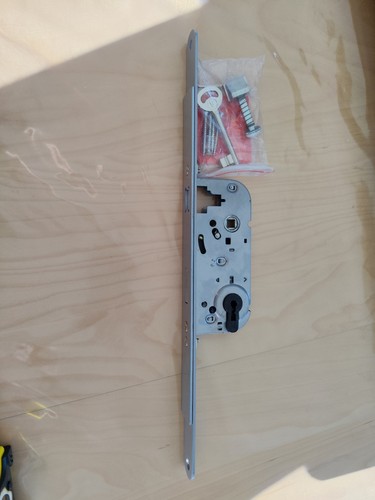 Serrure encastrée sfs neuve - sfs,