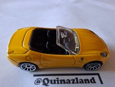 Hot Wheels Ferrari California  2010 multipack     (DV013)