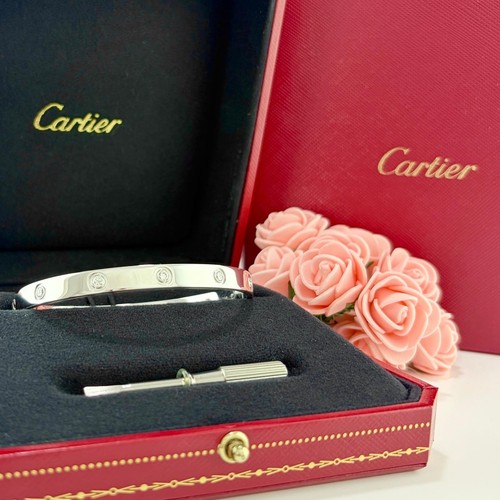 Cartier love bracelet - cartier,