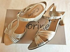 Escarpins neufs en cuir