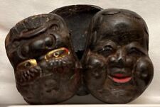 Netsuke en bois représentant 3 masques du Théatre No - Japon Edo