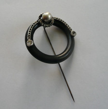 Ancienne EPINGLE PIC à