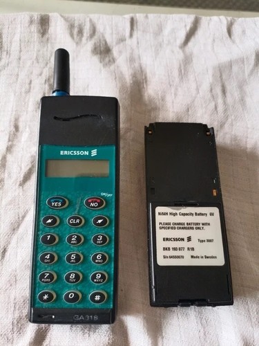 Téléphone mobile ericsson - téléphone,
