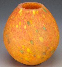 Pied de lampe boule en pâte