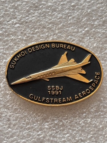 Pin aviation avion 21 - pin's,