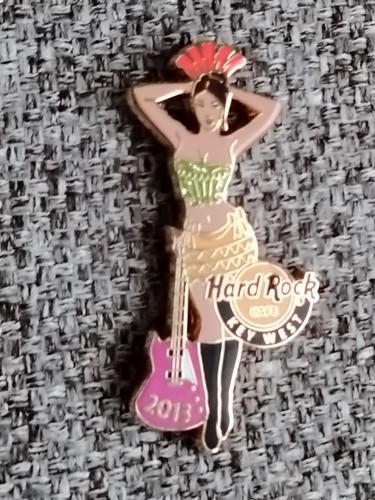 Pin girl hard rock - pin,