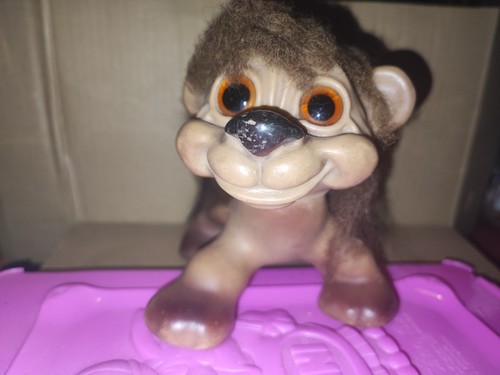 Introuvable troll lion année - lion,