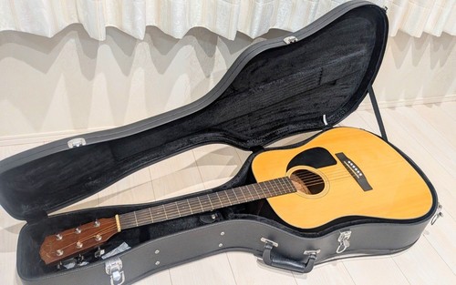 Avec étui rigide guitare - [avec,