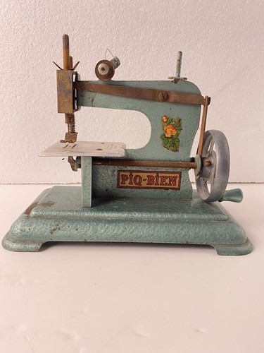 Ancienne machine coudre - ancienne,