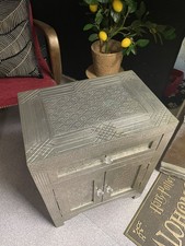 Petit meuble d’appoint style
