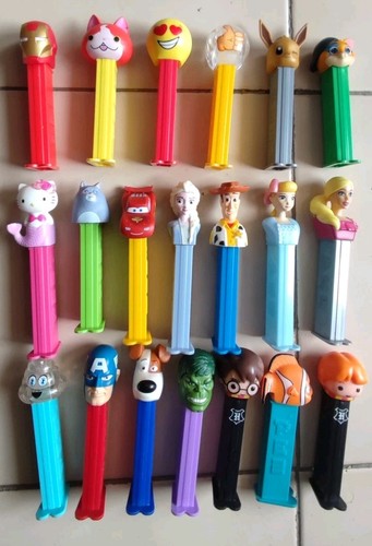 Lot jouets distributeur - lot,