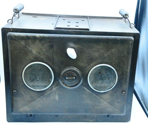 Ancienne couveuse oeufs à - couveuse, (à