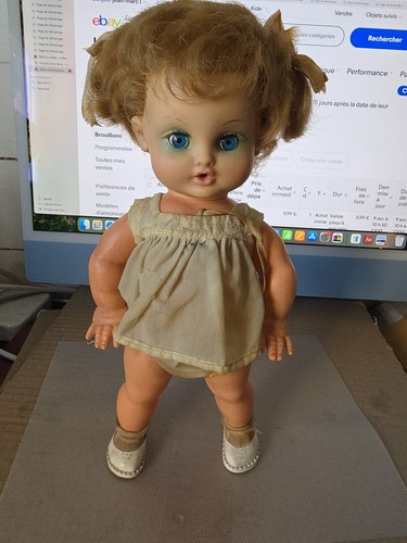 Petite poupée bella 30 cm - .,