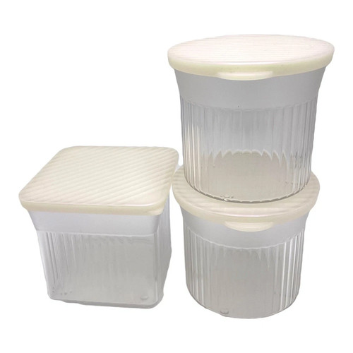 Tupperware square and round - square,