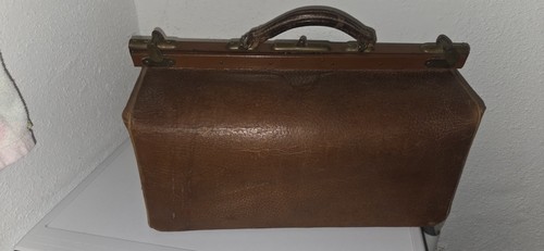 Ancienne mallette médecin - ancienne,