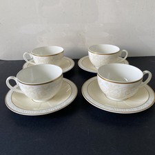 4 Tasses Et Sous Tasses