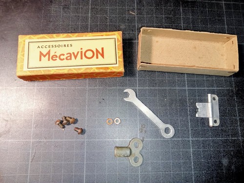 Ancienne boite accessoires - ancienne,