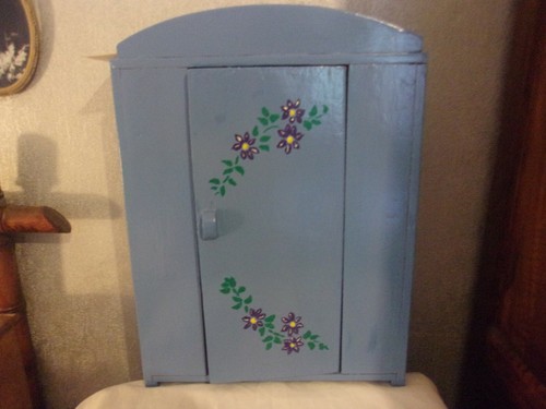 Armoire poupee ancienne - armoire,