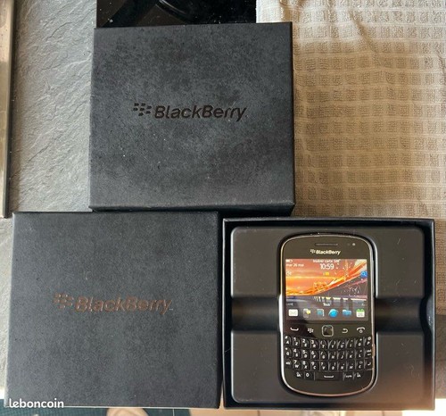 Deux blaberry bold - deux, 9900