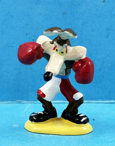 Looney tunes mini figurine - looney,