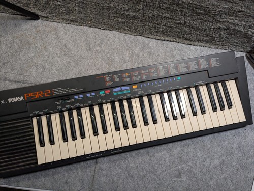 Yamaha psr portable - psr-2,