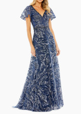 NEW, Mac Duggal Beaded & Embroidered Short-Sleeve Gown in Navy Size 10 #WD373