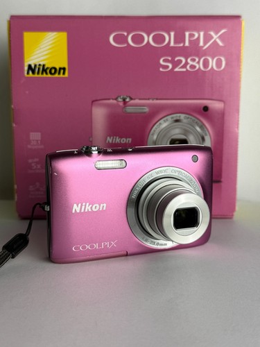 Near mint nikon coolpix - [near, mint]