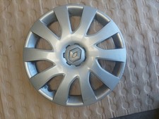 ENJOLIVEUR ORIGINE RENAULT TRAFIC III  JANTE 16  03/14=  REF.403156650R