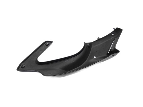 Dessous flanc gauche bmw f - dessous,