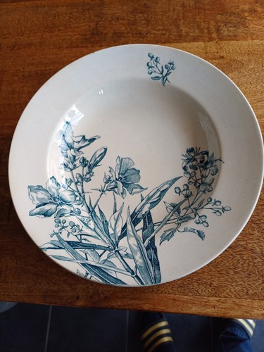 Ancienne assiette creuses - ancienne,
