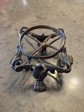 Socle de présentation ancien