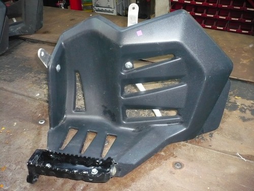 Marche pied mud guard gauche - marche,