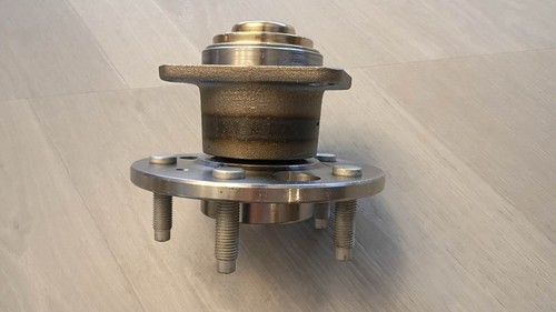 Tow dolly wheel bearing hub - tow,