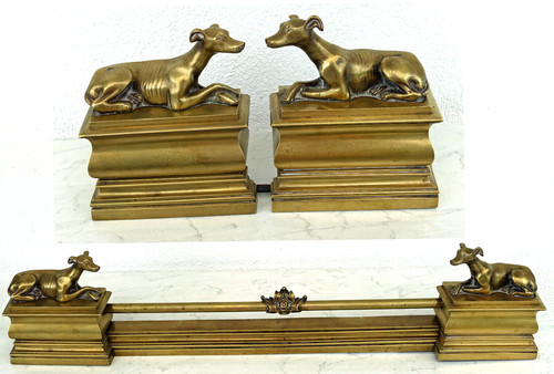 Chenets aux levriers barre - chenets, et
