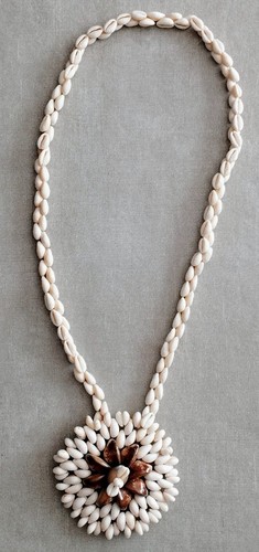 Collier coquillages de - collier,